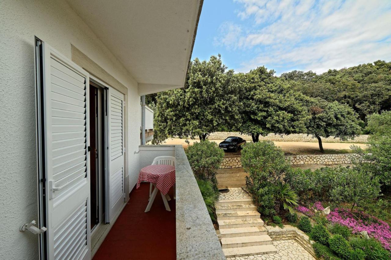App&Rooms Anica Kampor Extérieur photo